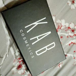 KAB COSMETICS eyeshadow palette